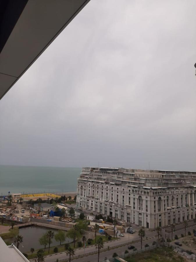 Luxury Apartments With Sea View Batumi Kültér fotó